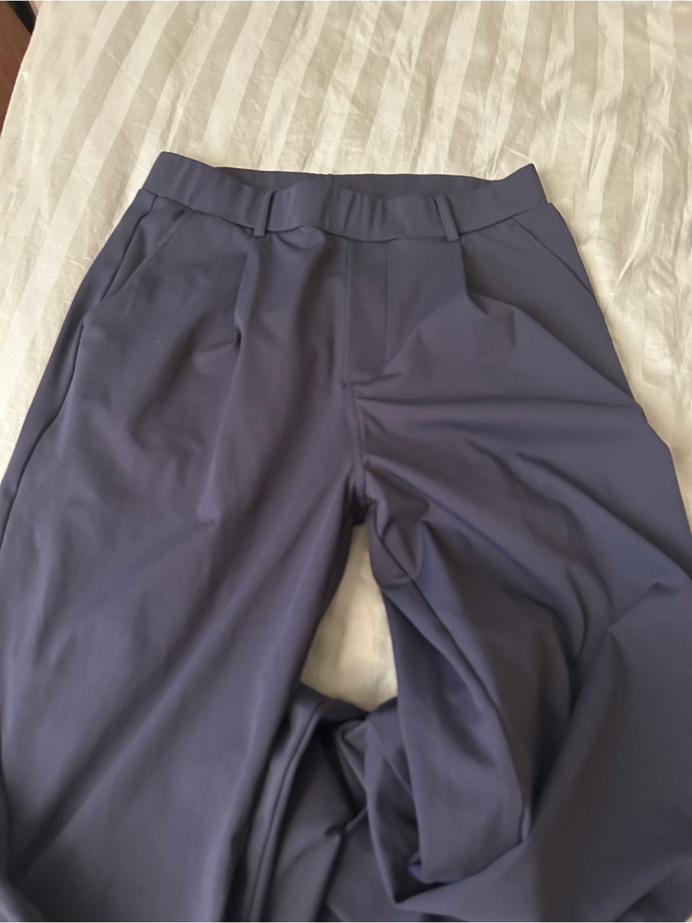 HALARA Women's Straight Leg Pants in Navy